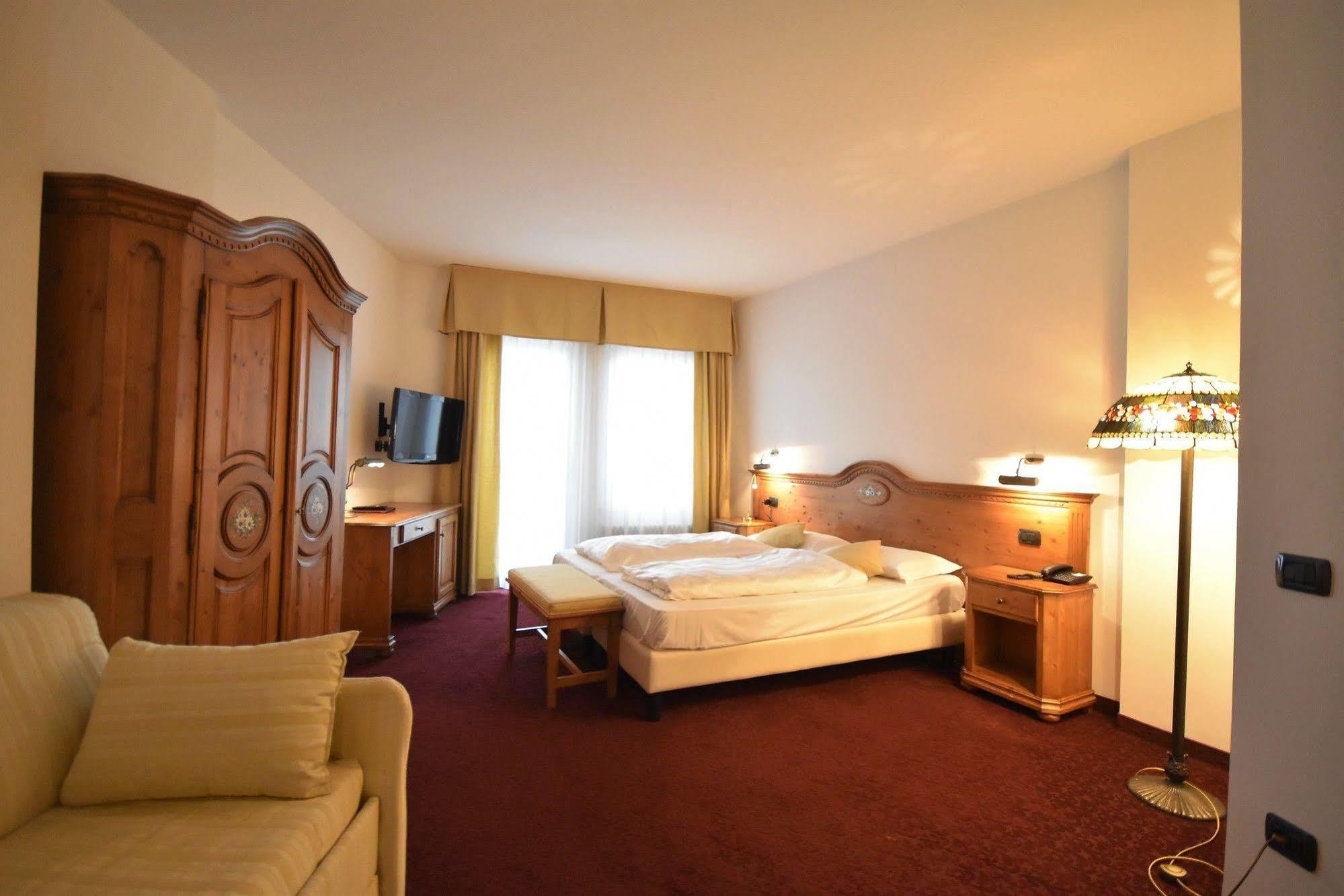 Folgaria Post Hotel Екстер'єр фото